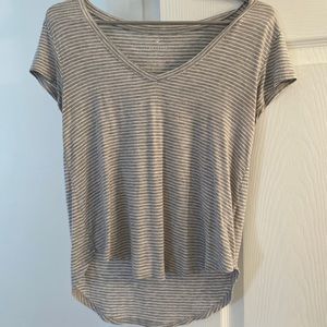V-Neck top